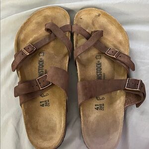 Birkenstock Tan Cross-Strap Sandals